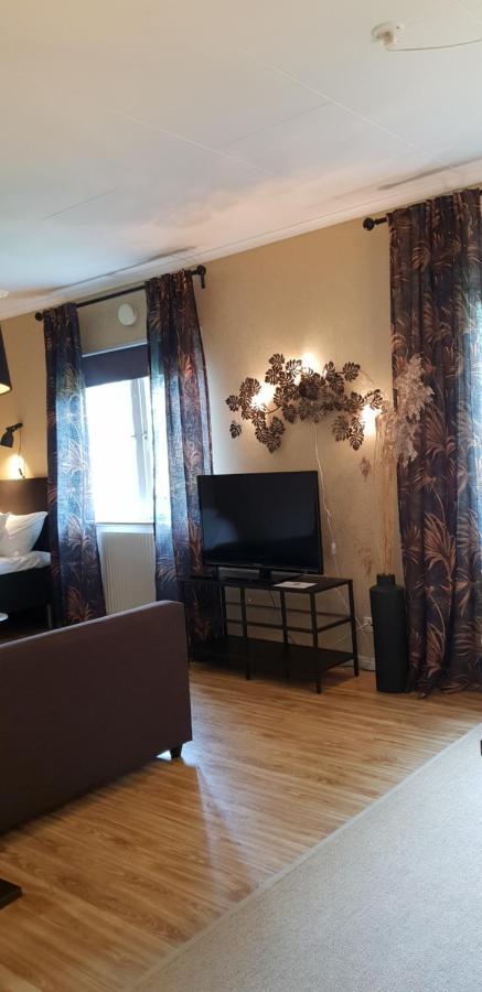 טורסבי Hotell Oernen מראה חיצוני תמונה