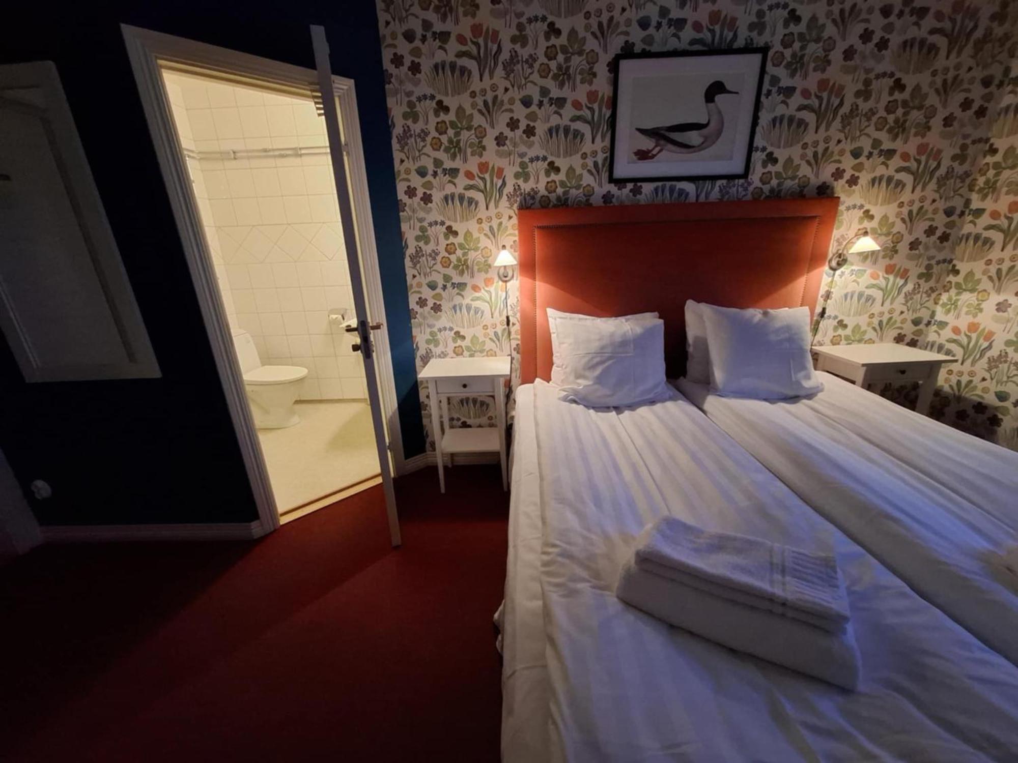 טורסבי Hotell Oernen מראה חיצוני תמונה